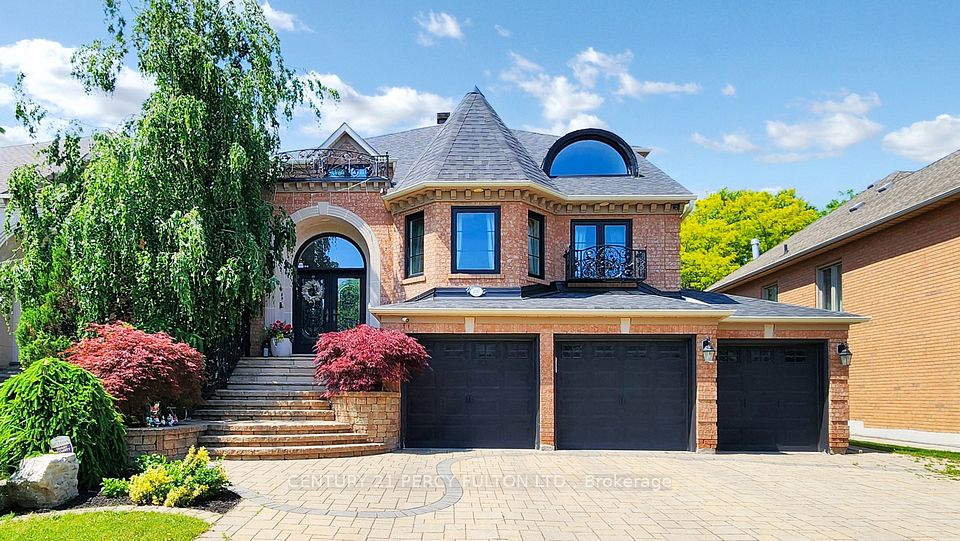 207 Shaftsbury Avenue Basment, Richmond Hill, On L4c 0e8