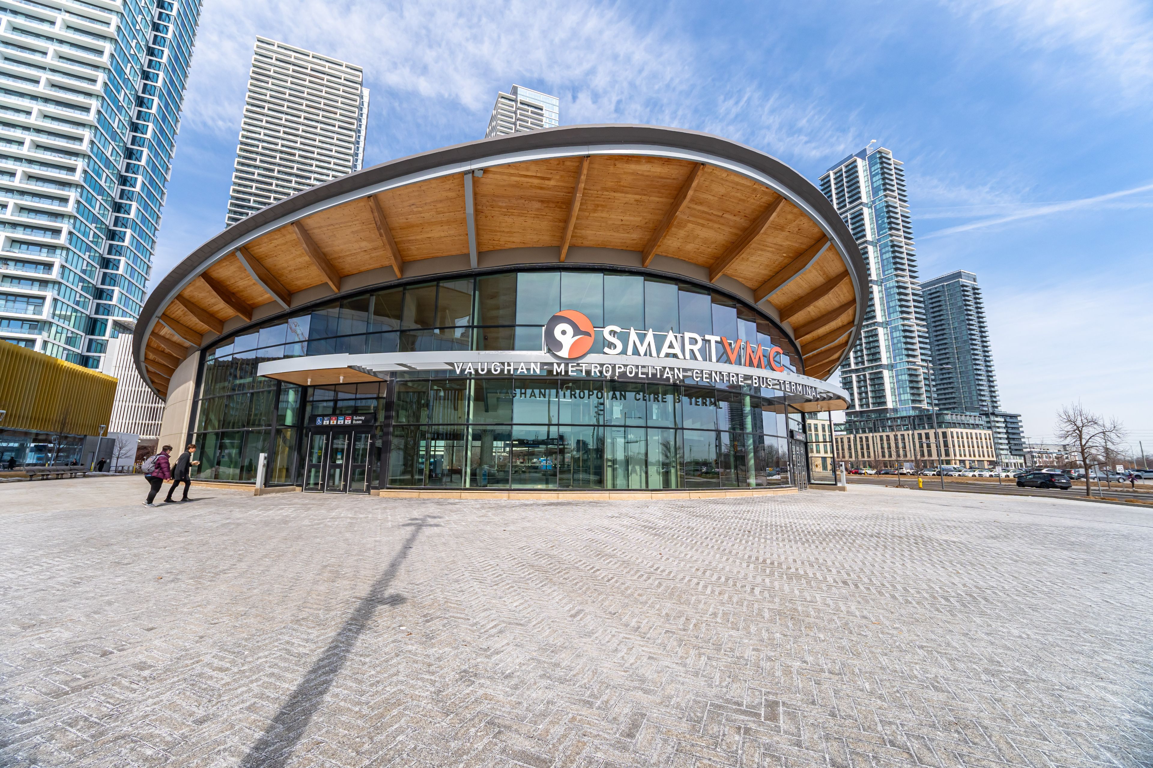 898 Portage Parkway 5605, Vaughan, On L4k 0j6