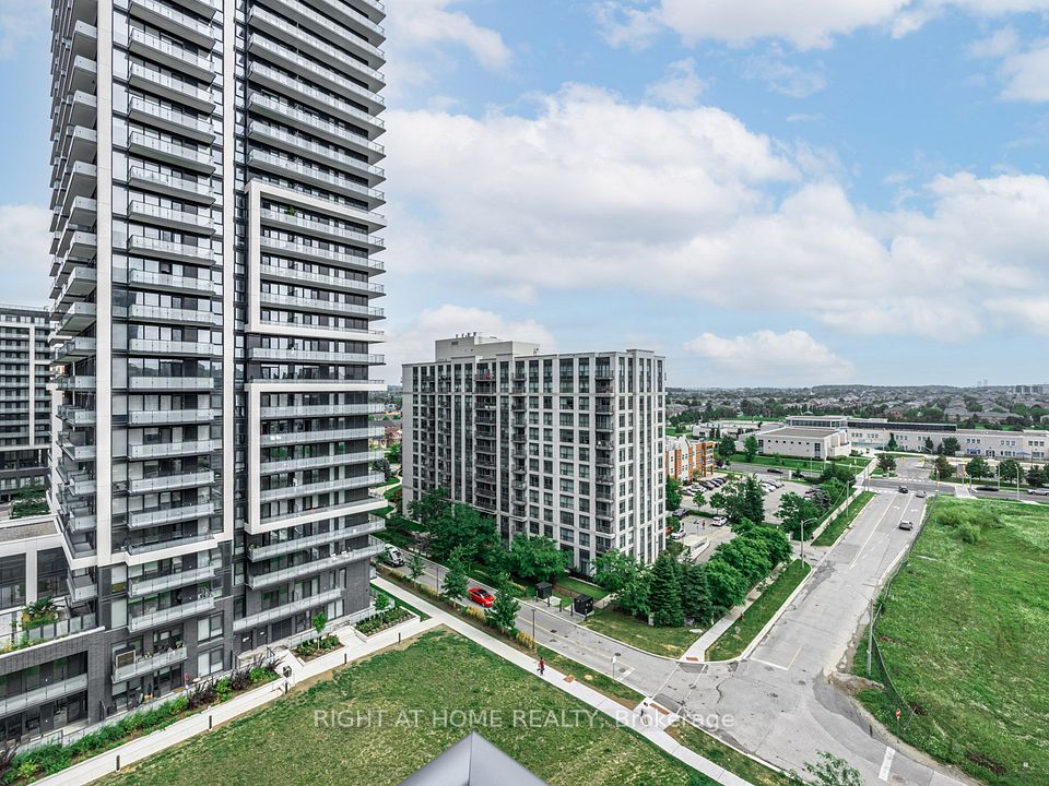 65 Oneida Crescent 1010, Richmond Hill, On L4b 0g9