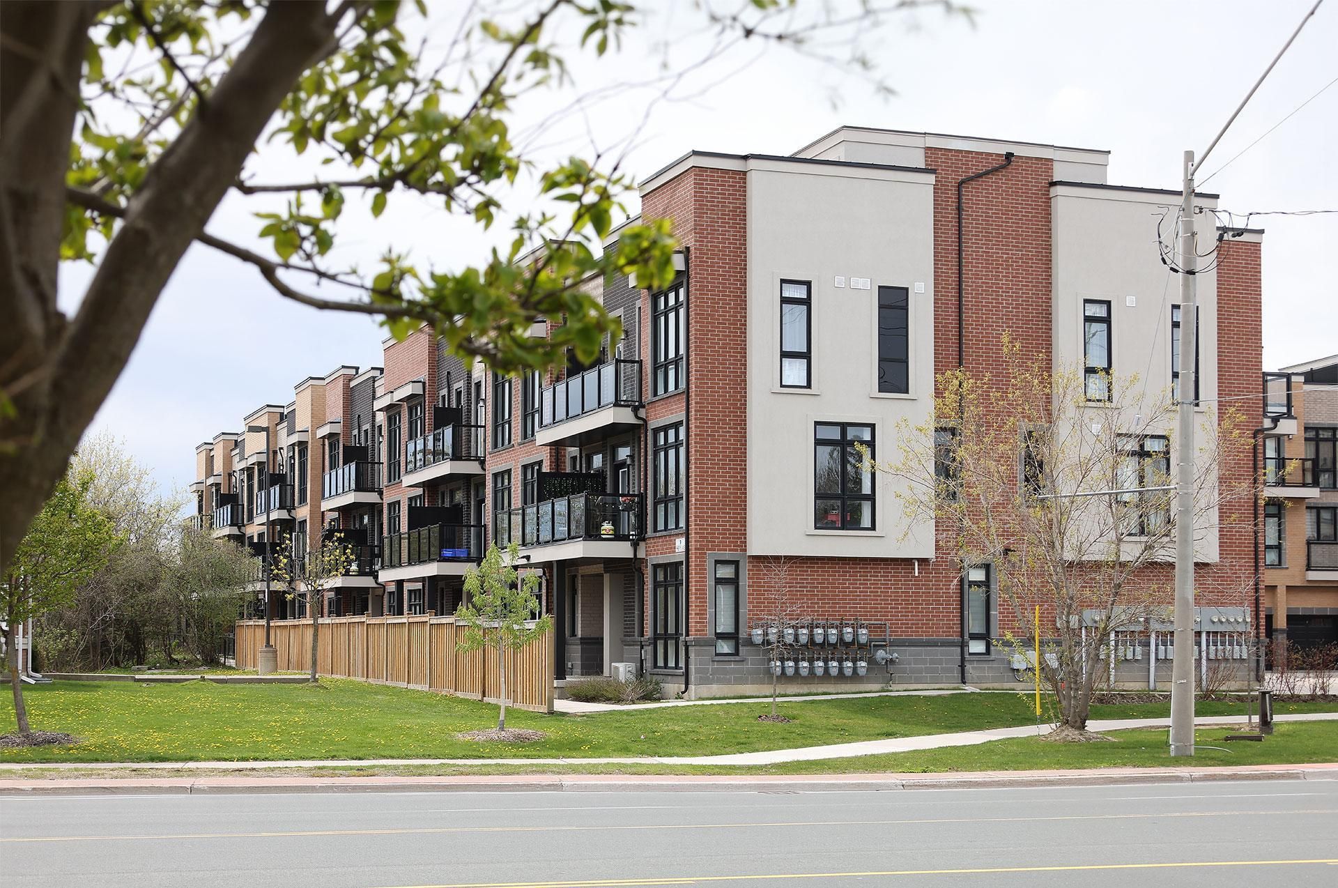 9 Phelps Lane 18, Richmond Hill, On L4e 1j4
