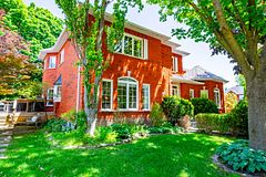 160 Park Drive, Whitchurch-Stouffville, On L4a 1j6
