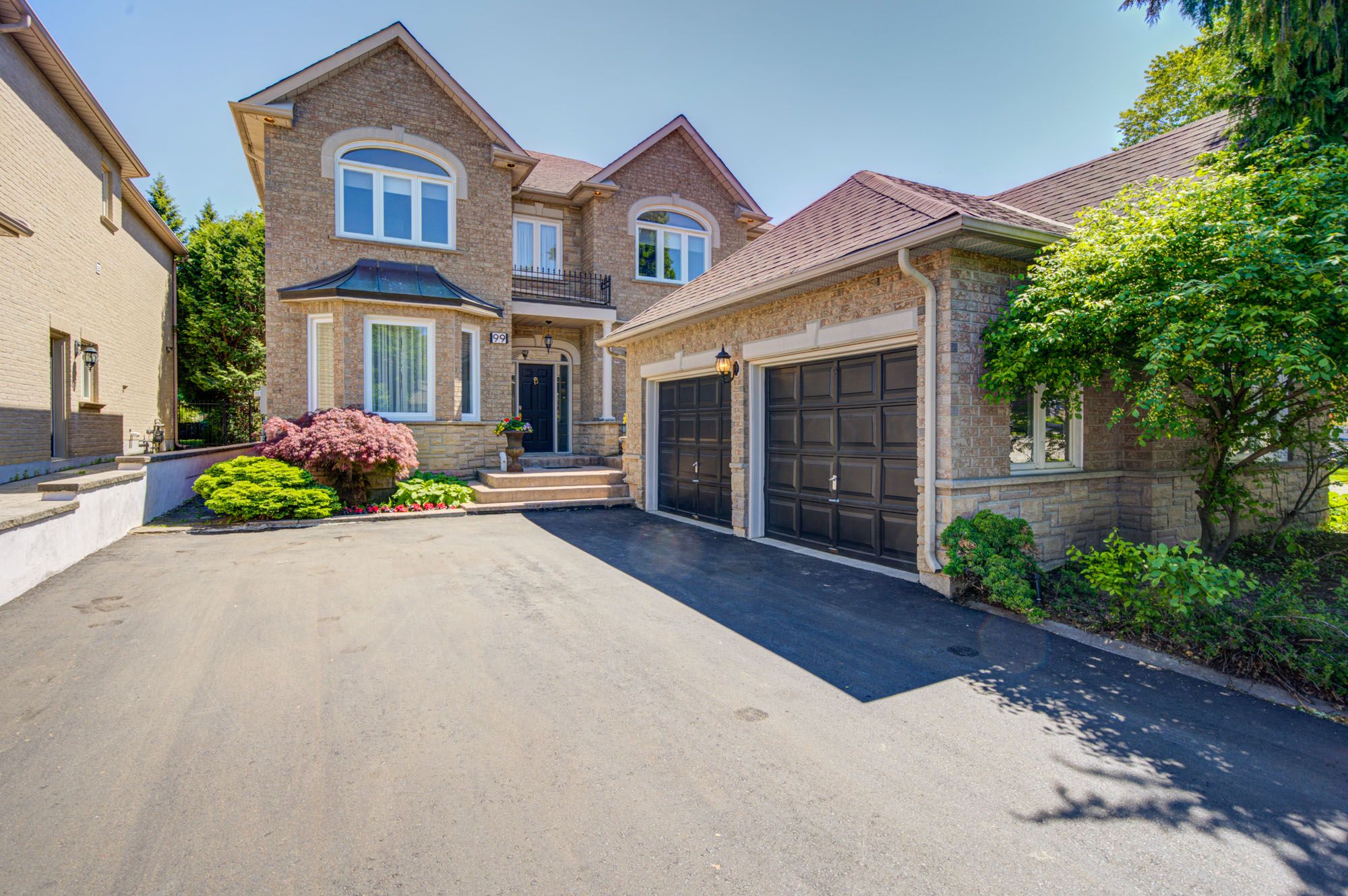 99 Naughton Drive, Richmond Hill, On L4c 8b3