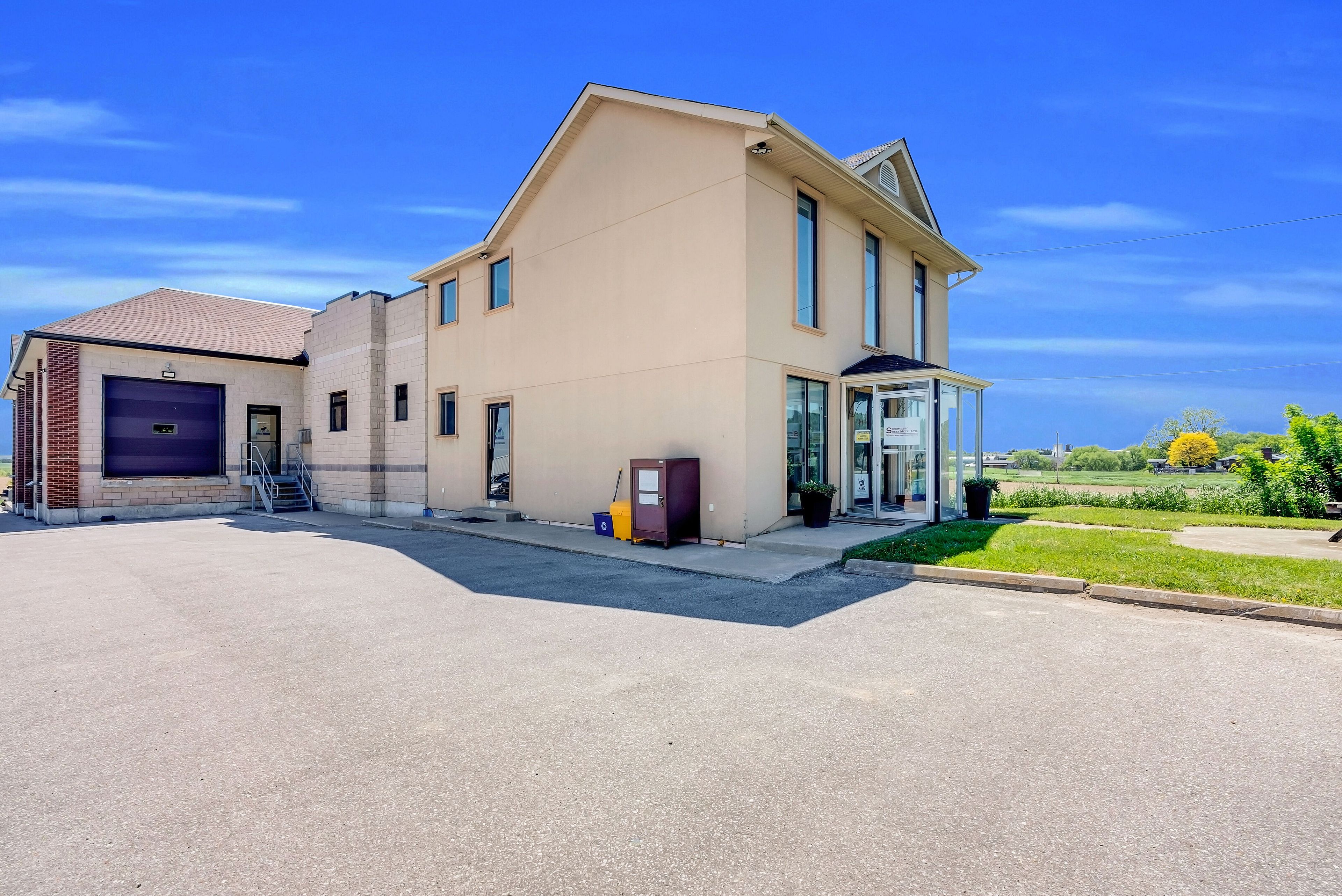 17045 Highway 27 2, King, On L0g 1t0