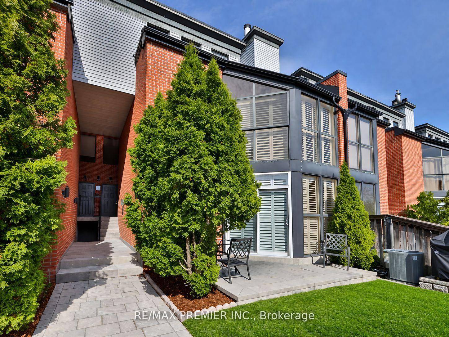 100 Arbors Lane 8, Vaughan, On L4l 7g4