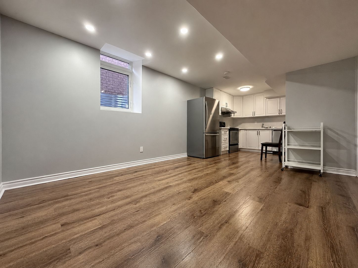 4 Shell Court Basement, Richmond Hill, On L4s 0b1