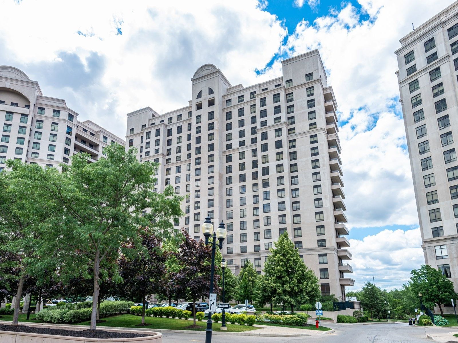 9245 Jane Street 303, Vaughan, On L6a 0j9