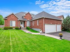 85 Ferncroft Drive, Georgina, On L4p 4g7