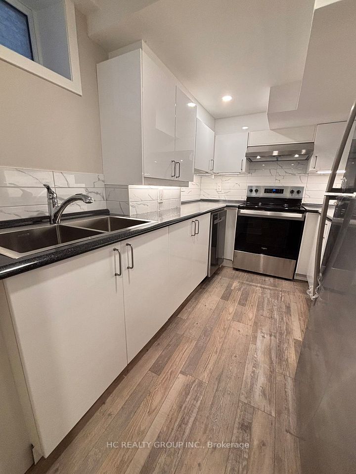 4 Finley Way Basement, Markham, On L3s 0e8