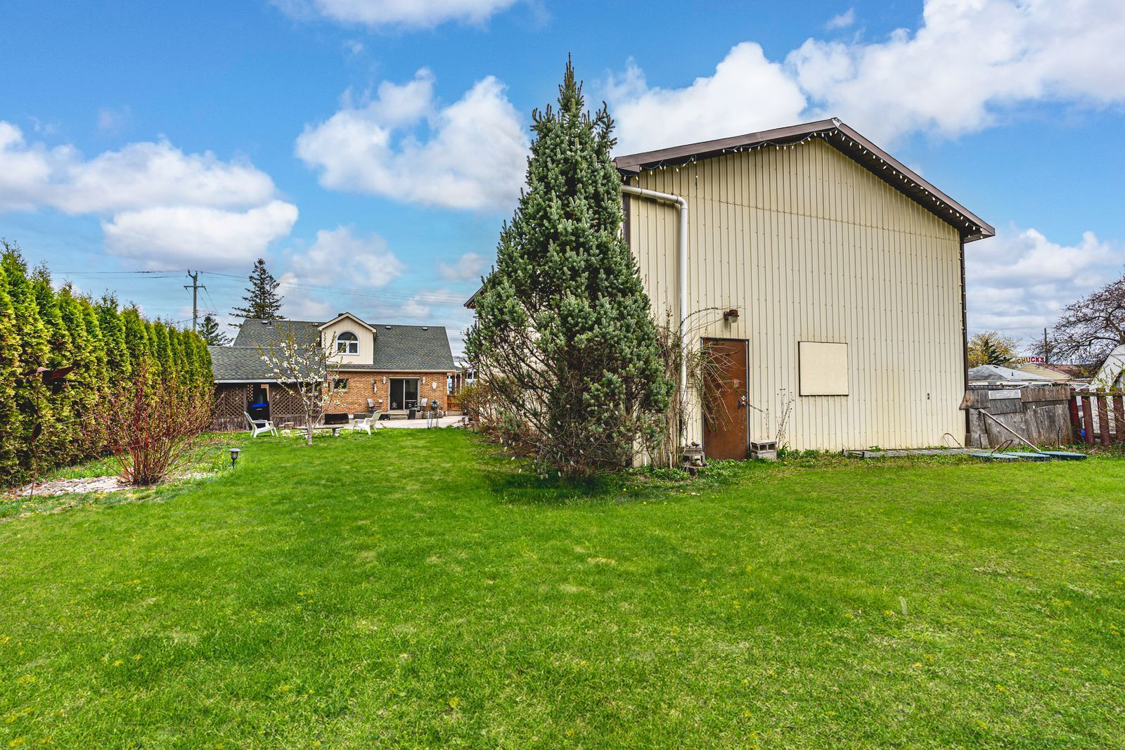 187 Mill Street, Essa, On L3w 0g3