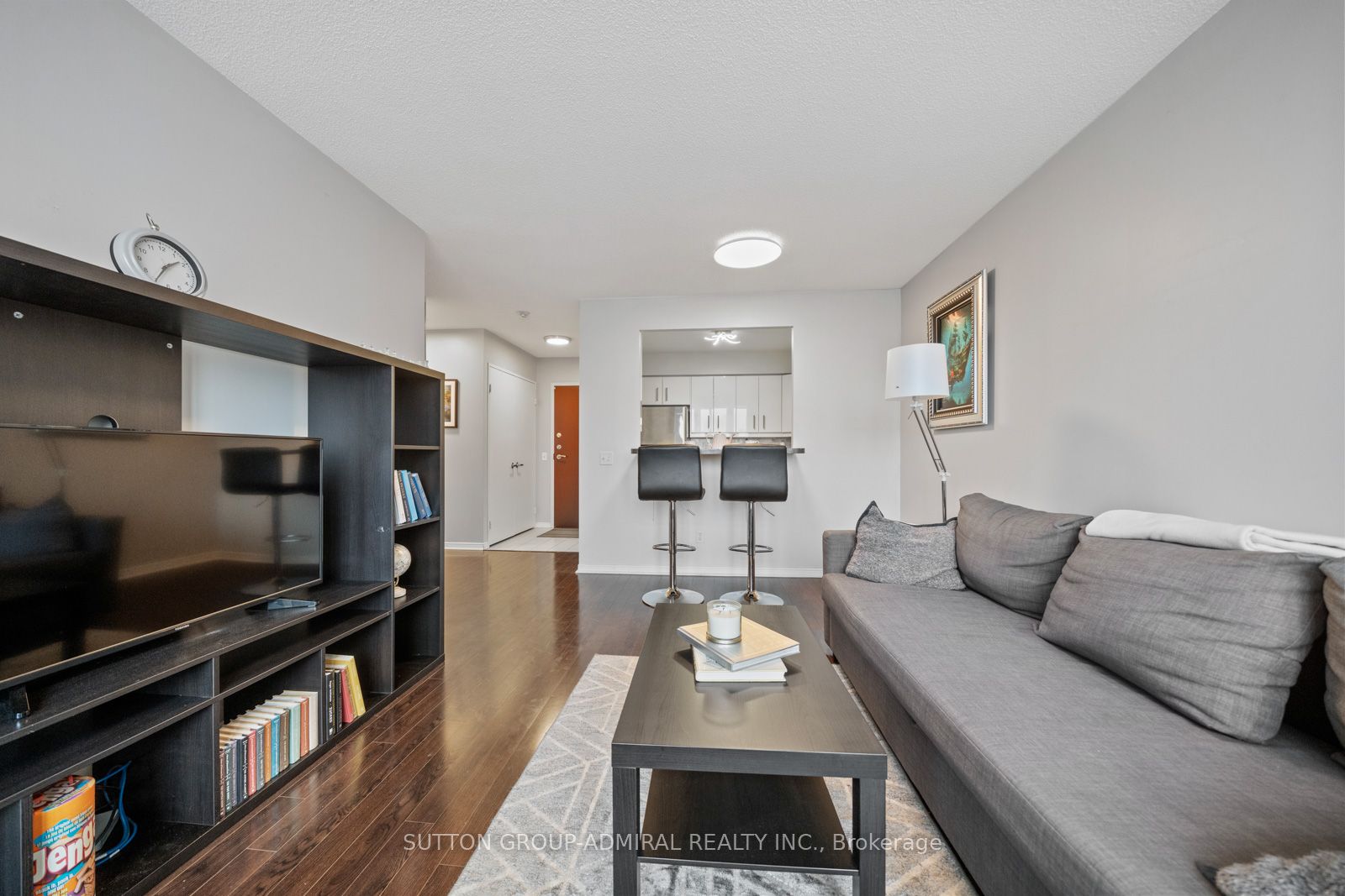 81 Townsgate Drive 1103, Vaughan, On L4j 8e6