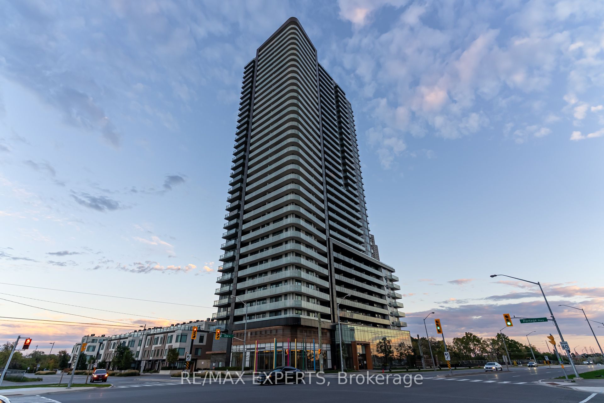 7895 Jane Street 2106, Vaughan, On L4k 0k2