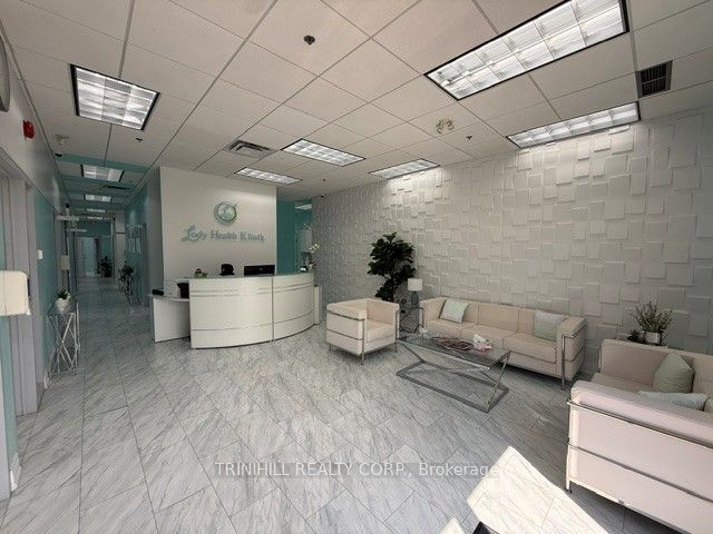 8400 Jane Street 104, Vaughan, On L4k 4l8