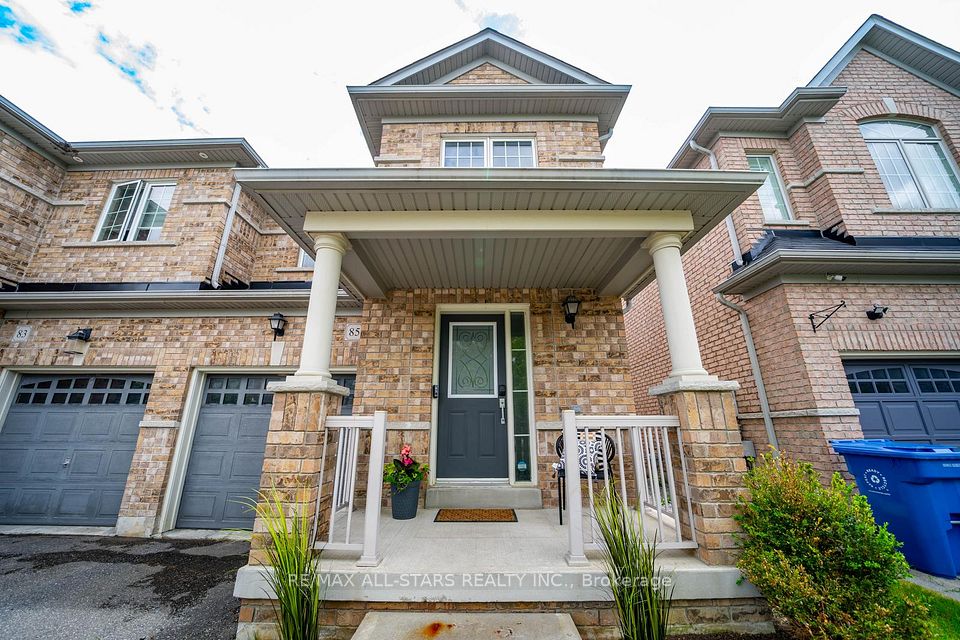 85 Vera Lynn Crescent, Whitchurch-Stouffville, On L4a 0x4