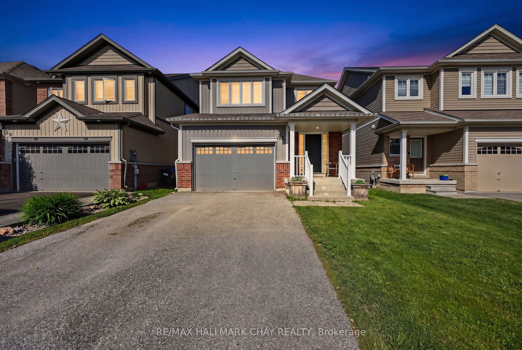 32 Jones Street, New Tecumseth, On L9r 0r5