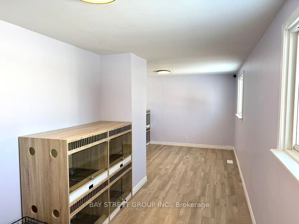 6080 Major Mackenzie Drive E, Markham, On L3p 3j3