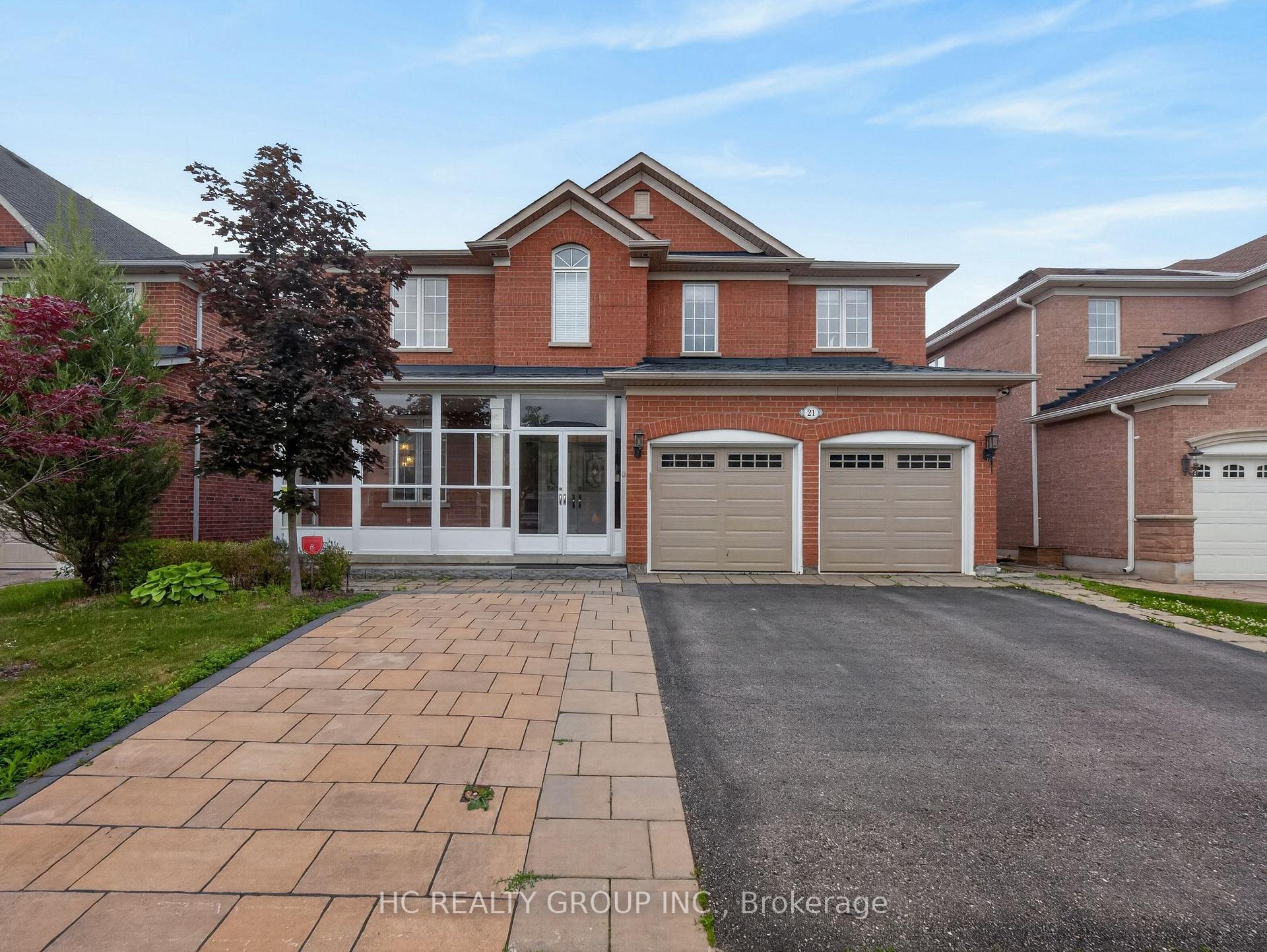 21 Wolf Trail Crescent, Richmond Hill, On L4e 4k1