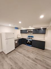212 River Ridge Boulevard Bsmt, Aurora, On L4g 7t7