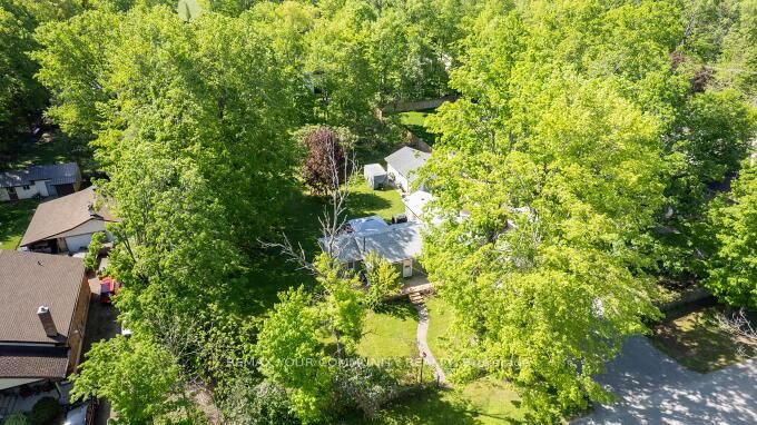 781 Edward Street, Innisfil, On L9s 2s2