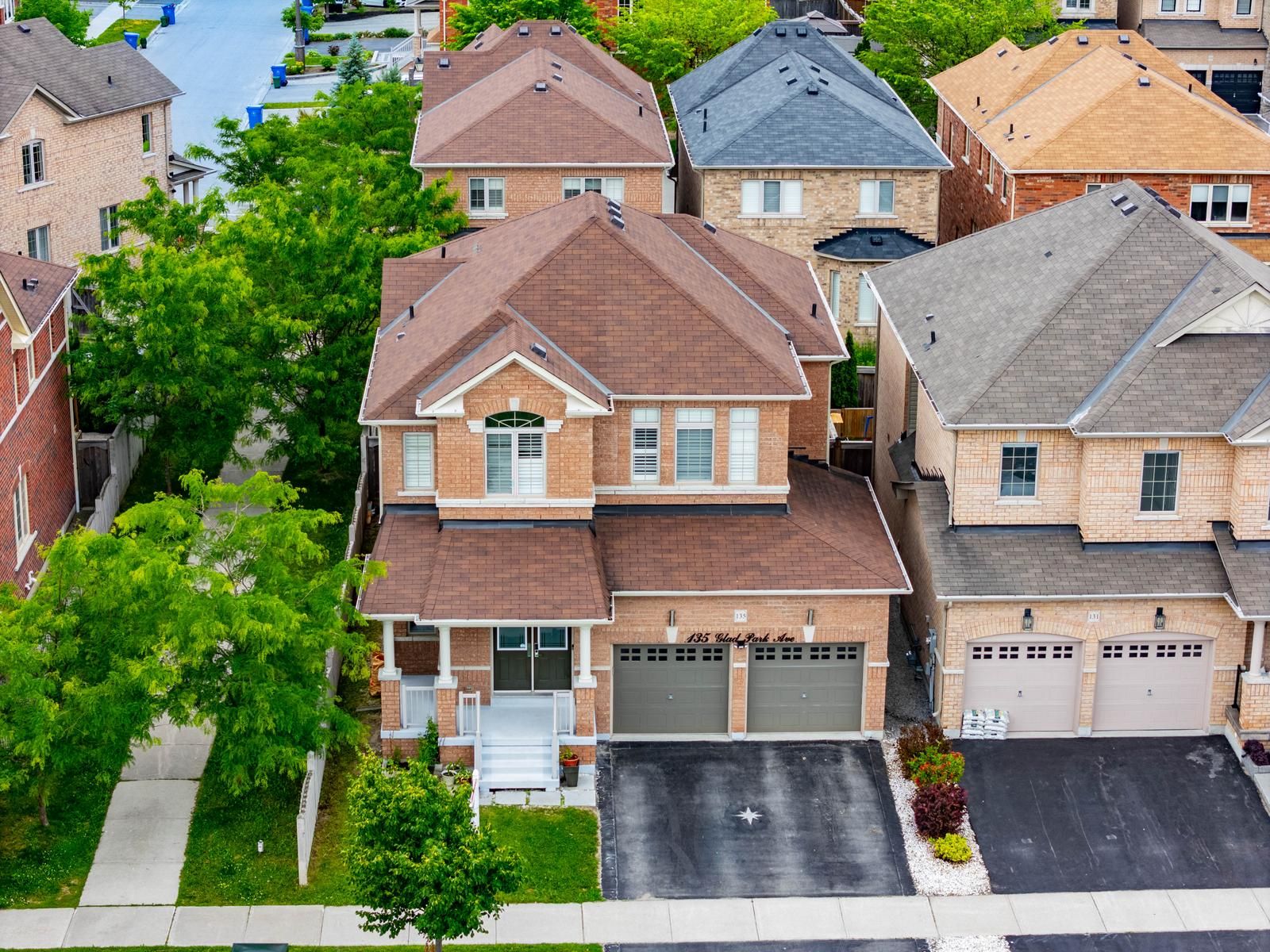 135 Glad Park Avenue, Whitchurch-Stouffville, On L4a 1x5