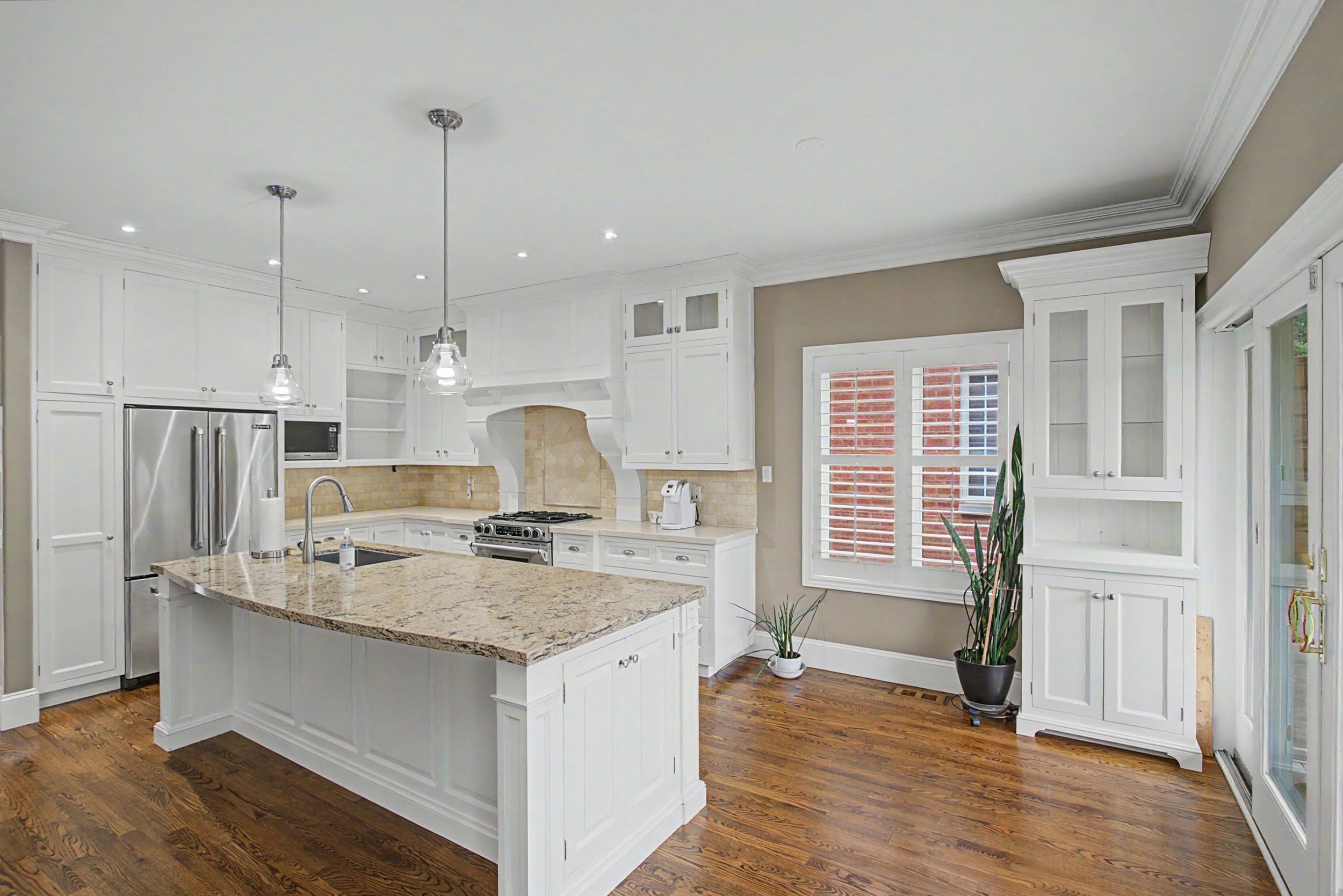 727 Madeline Heights, Newmarket, On L3x 2j6