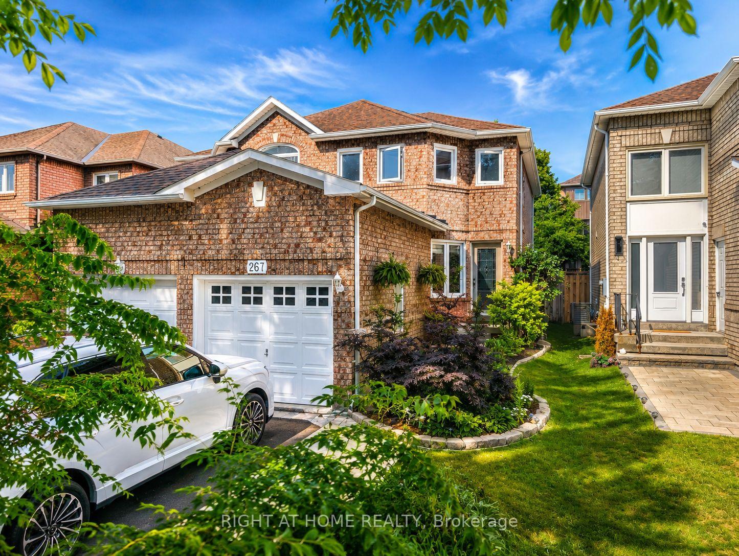 267 Pinnacle Trail, Aurora, On L4g 7g4