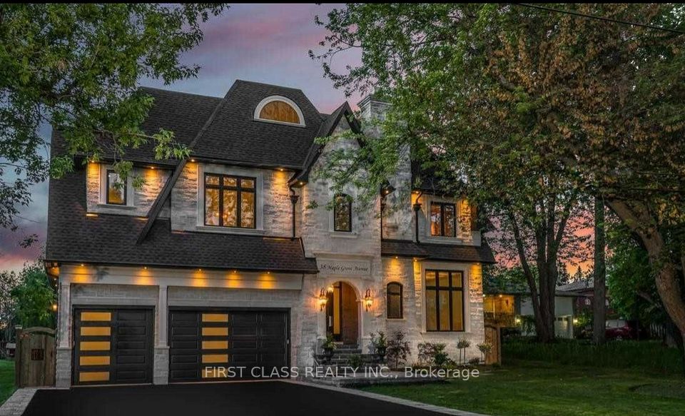 38 Maple Grove Avenue, Richmond Hill, On L4e 2t8