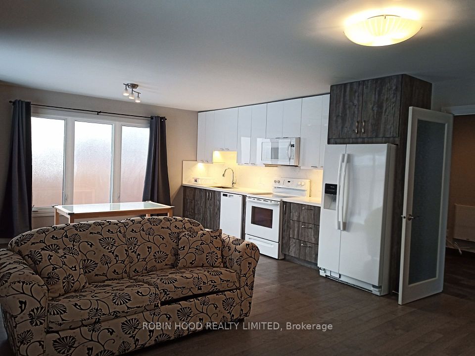 15 Gayla Street S Rear, Vaughan, On L4j 6w2