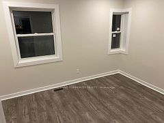 260 The Queensway Road S, Georgina, On L4p 2b1