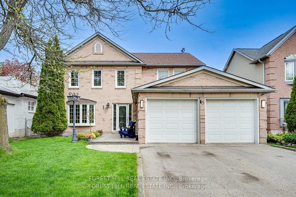 4 Milgate Place, Aurora, On L4g 5r2