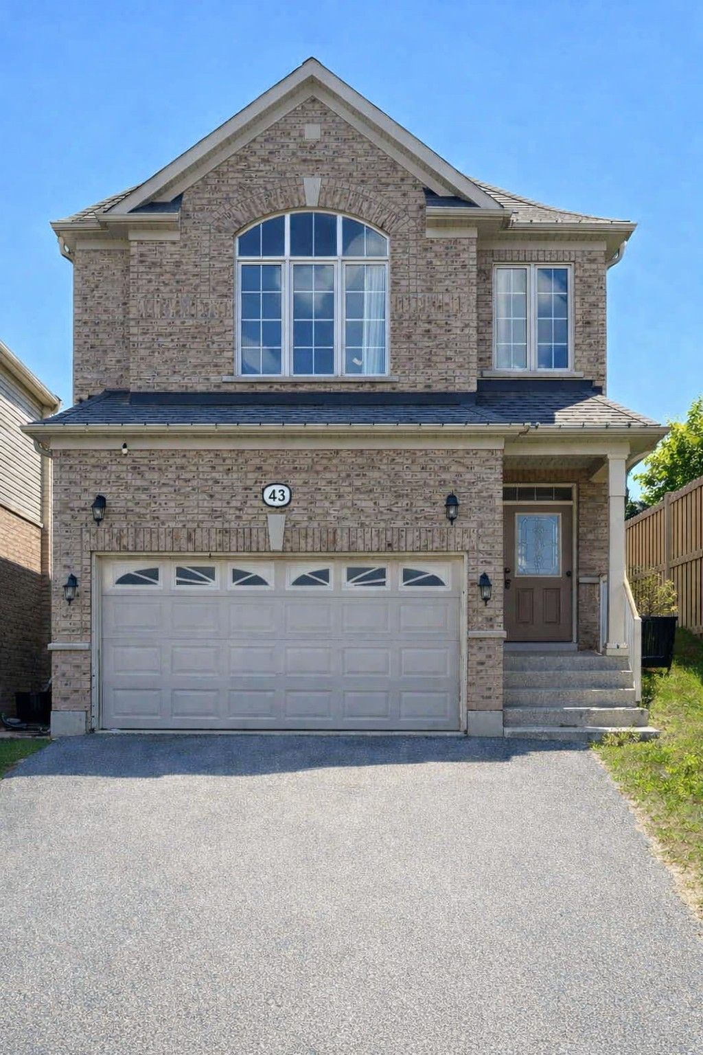 43 Hutton Crescent, Essa, On L0m 1b6