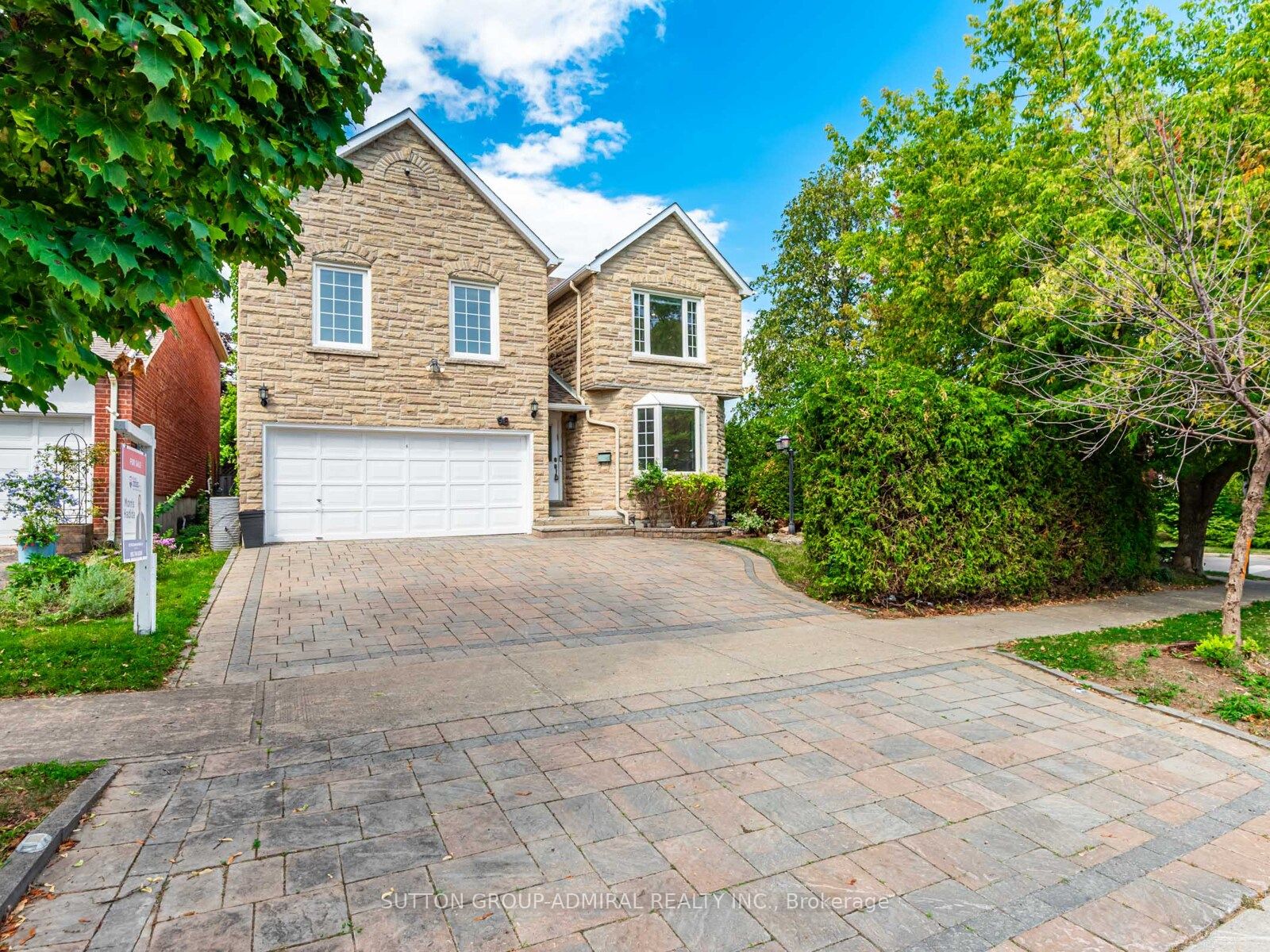 98 Rosedale Heights Drive, Vaughan, On L4j 4v7