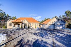 45 Loggers Trail, Whitchurch-Stouffville, On L4a 2l6