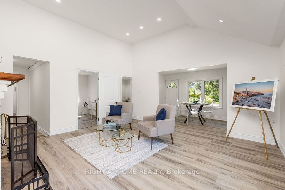 51 Lakeside Drive, Innisfil, On L9s 2t8