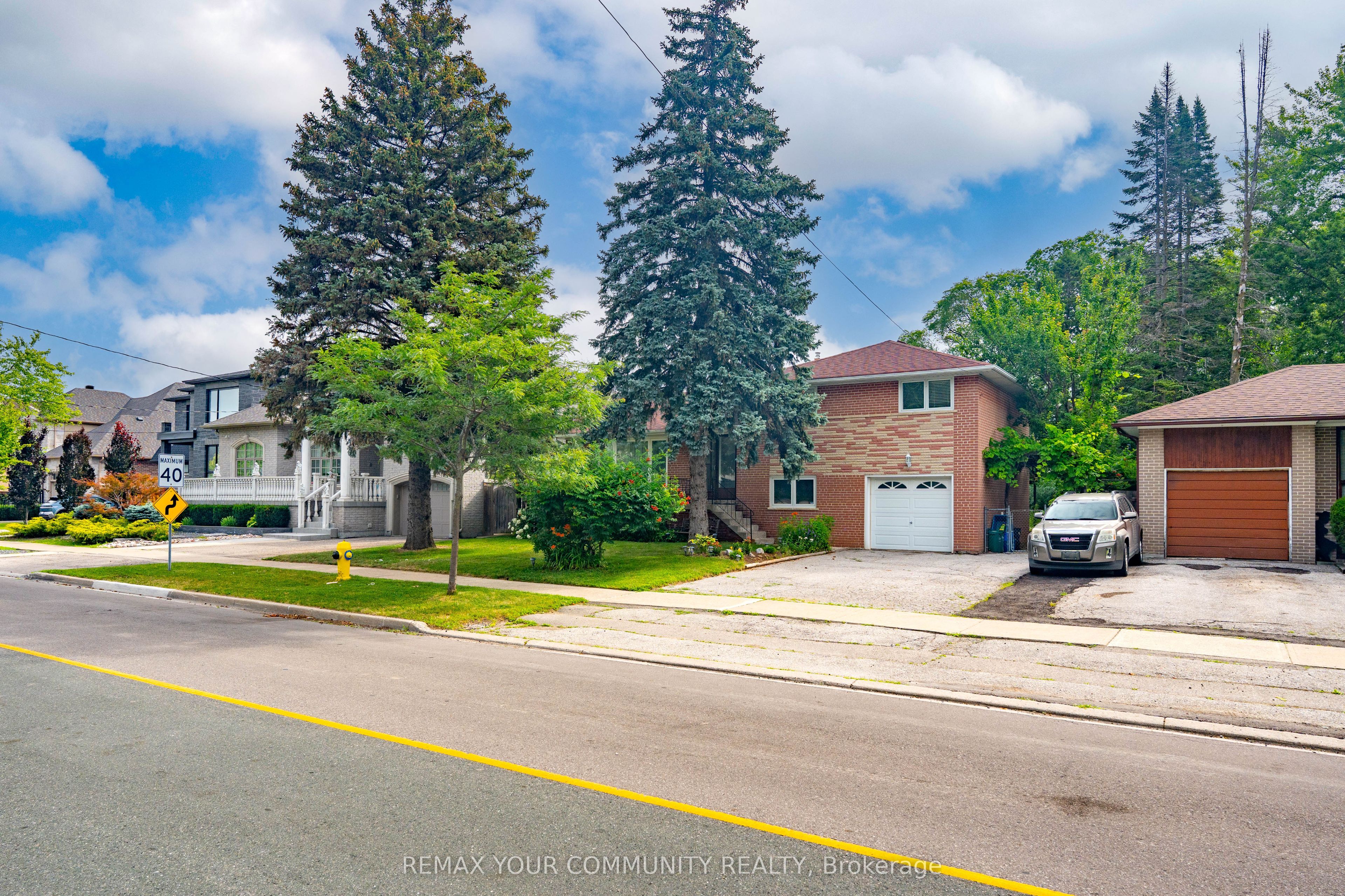 35 Netherford Road, Vaughan, On L6a 1c7
