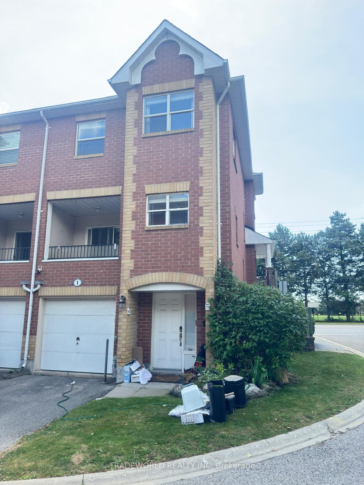 1 Maple Park Way, Markham, On L6g 1c5
