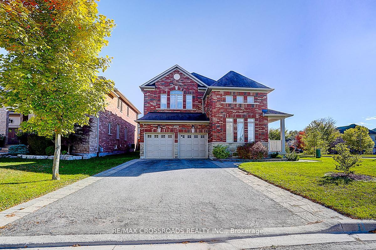 619 Fernbank Road, Newmarket, On L3x 3e4