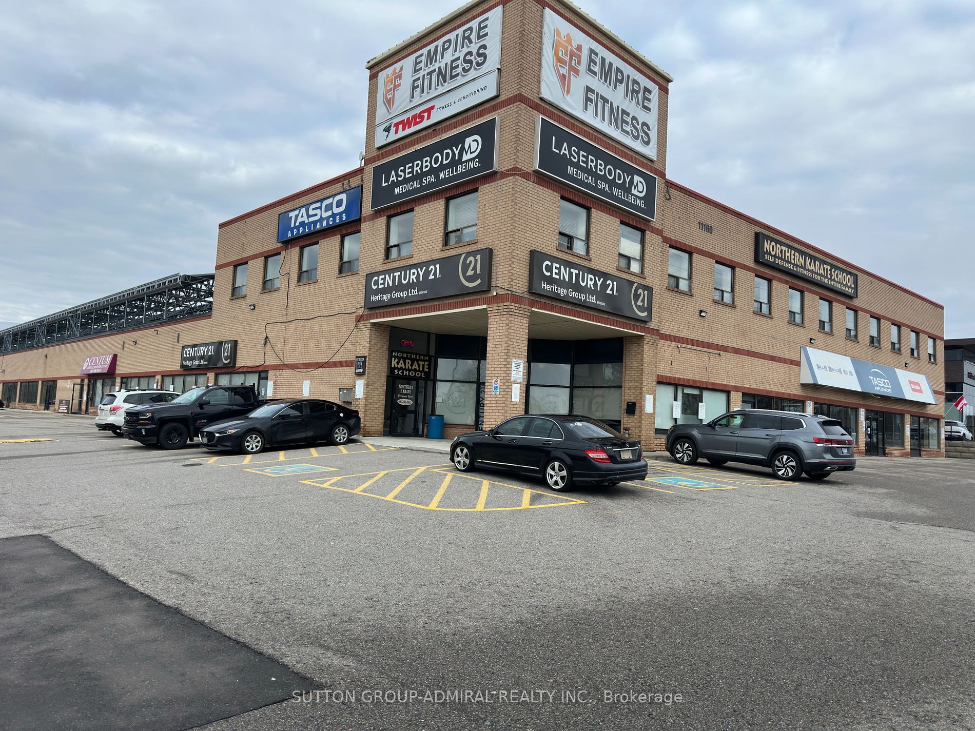 11160 Yonge Street 6c, Richmond Hill, On L4s 1h5