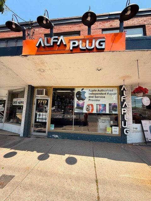 7717 Yonge Street, Markham, On L3t 2c4