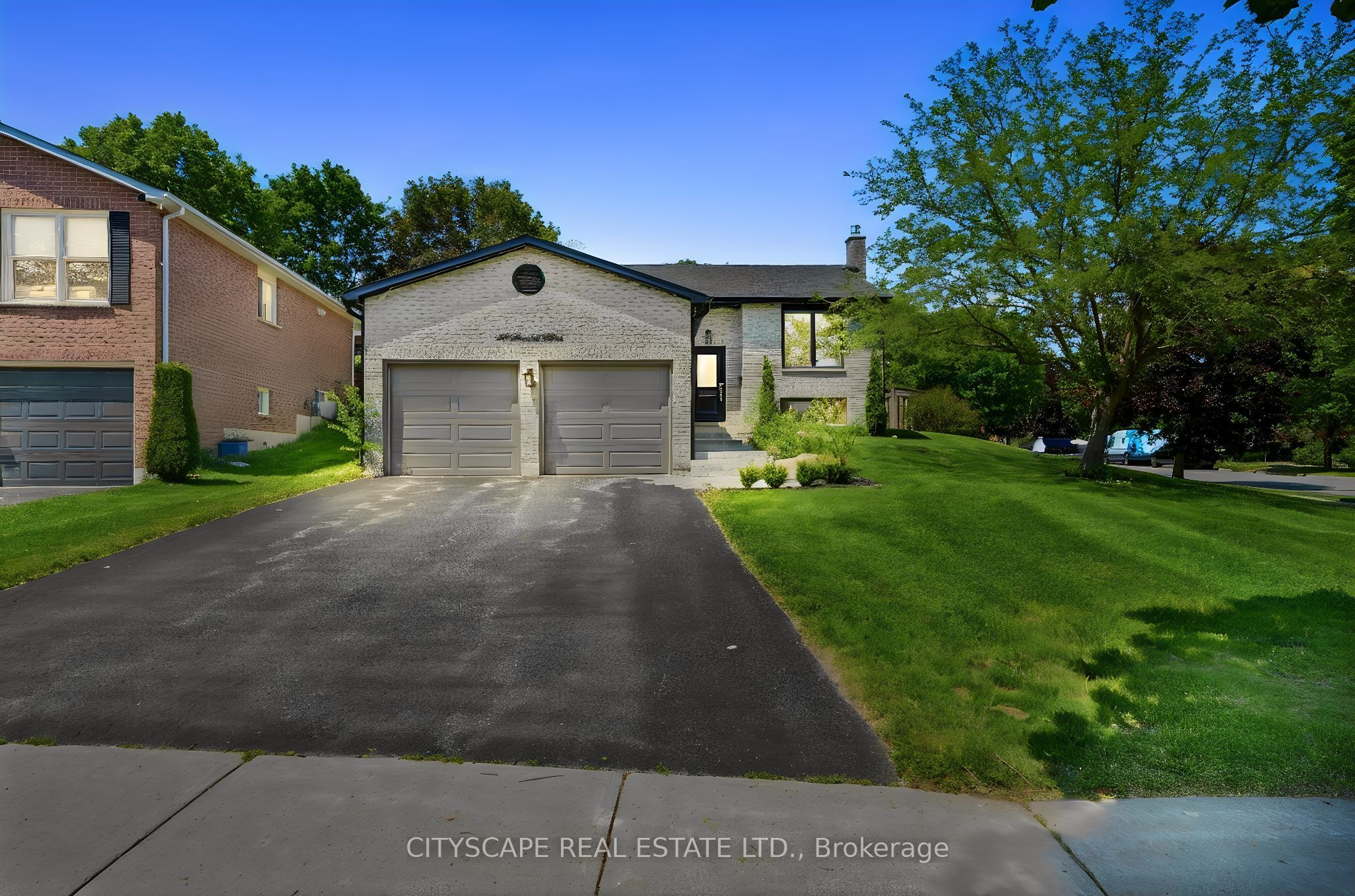 44 Stonehill Boulevard, East Gwillimbury, On L9n 1e3