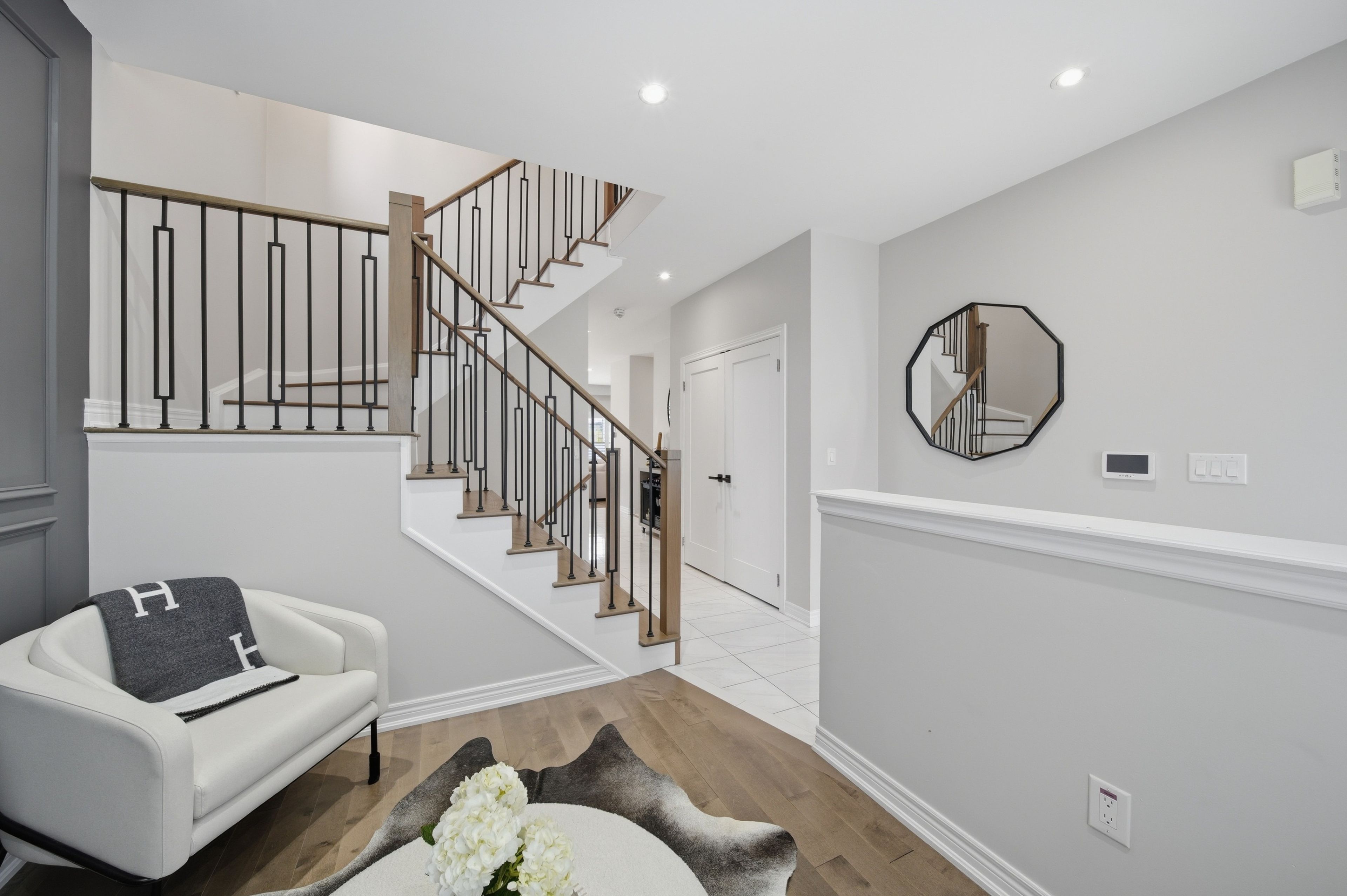 275 Sharon Creek Drive, East Gwillimbury, On L9n 0p4