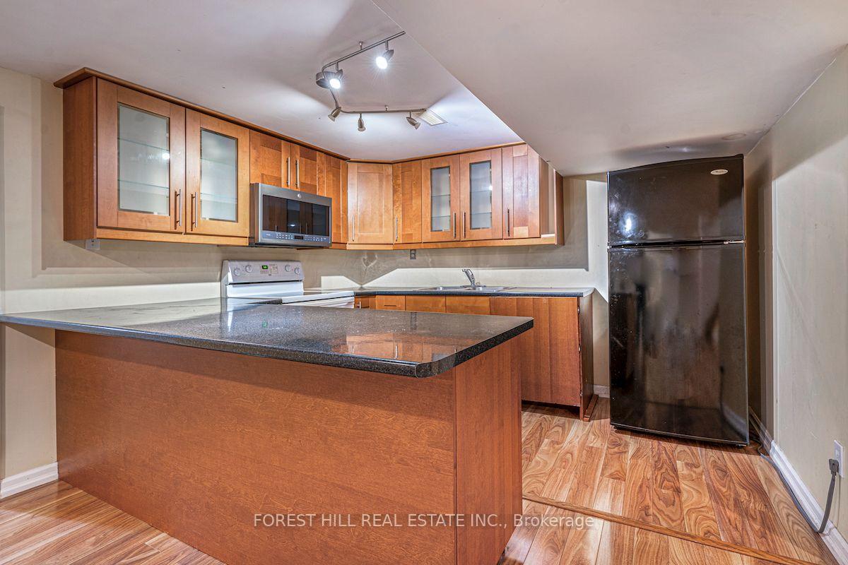 56 Cooperage Crescent Bsmt, Richmond Hill, On L4c 9l5