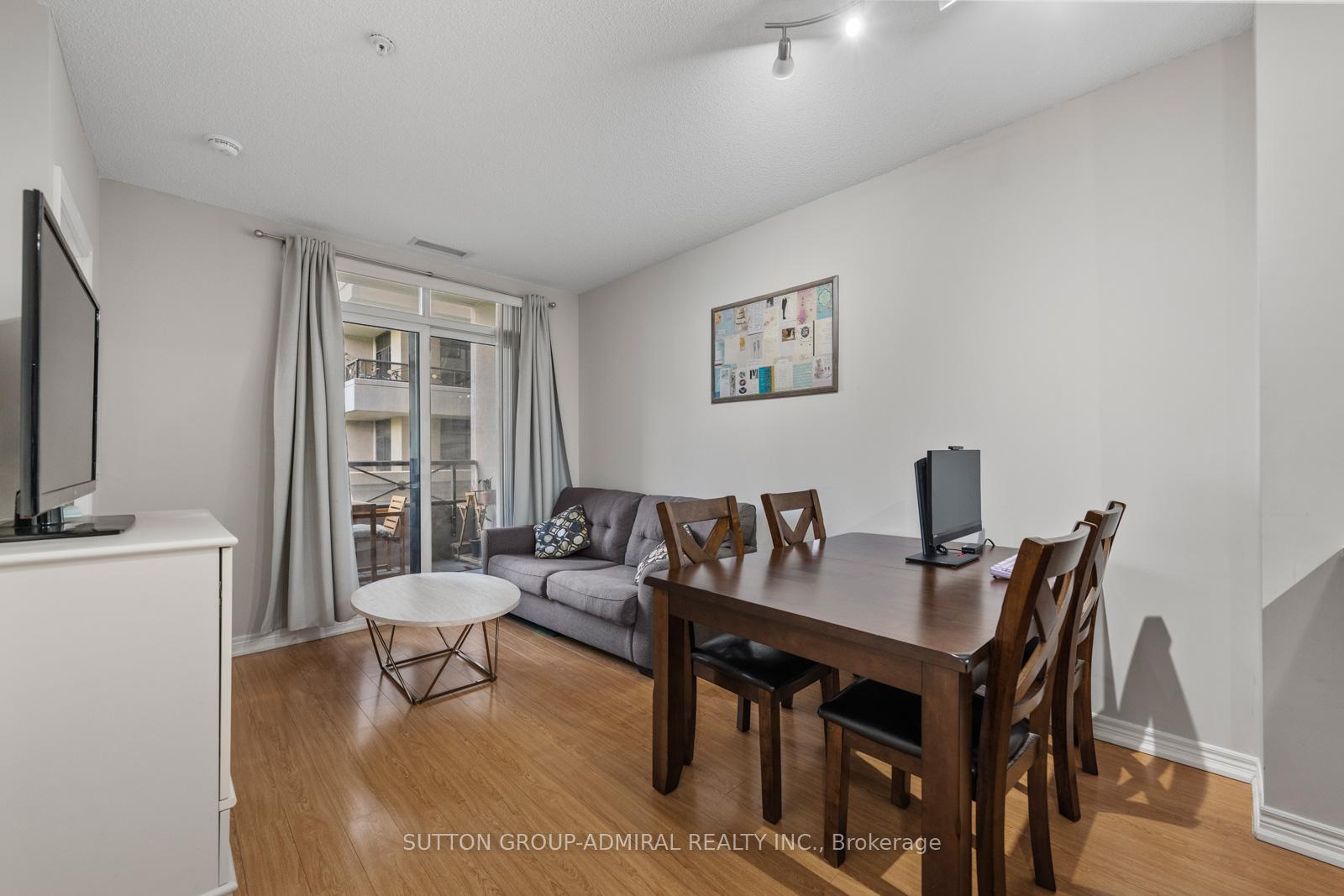 9255 Jane Street 215, Vaughan, On L6a 0k1