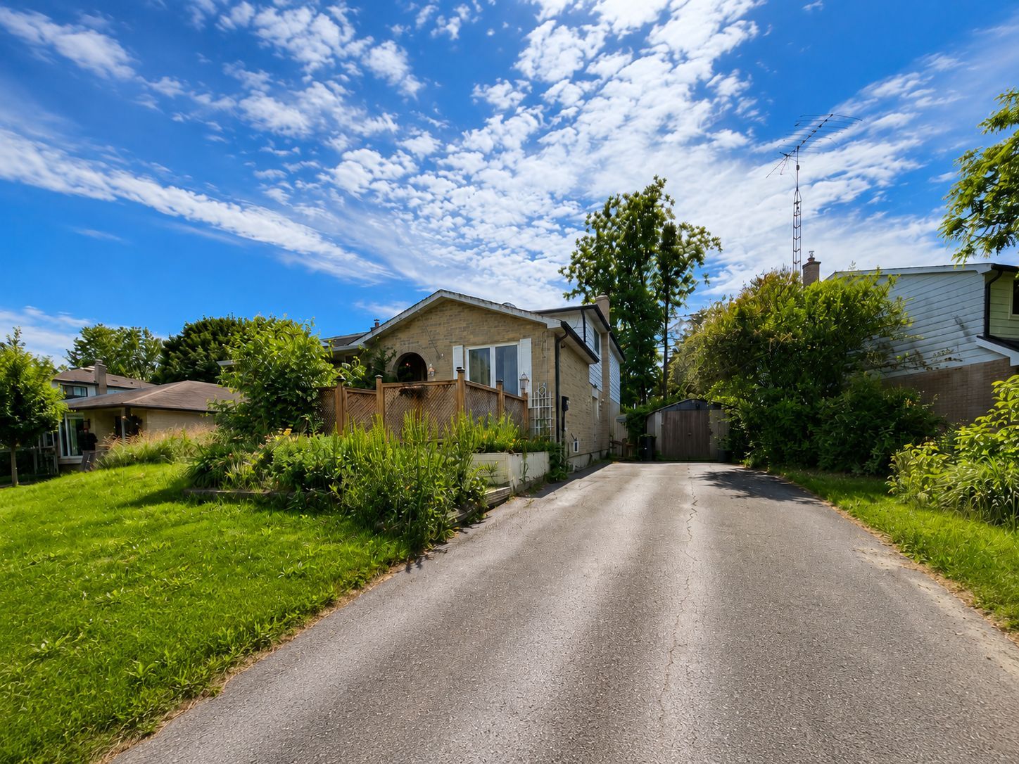 24 Stewart Avenue, New Tecumseth, On L9r 1c9