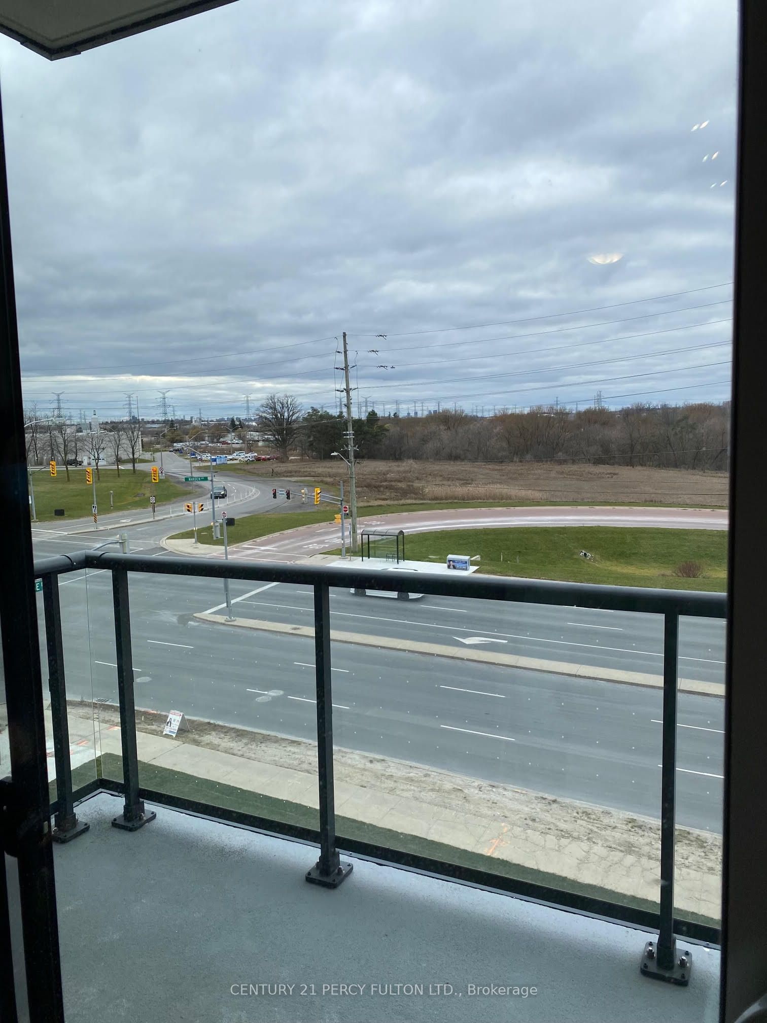 10 Rouge Valley Drive W 410, Markham, On L6g 0g9