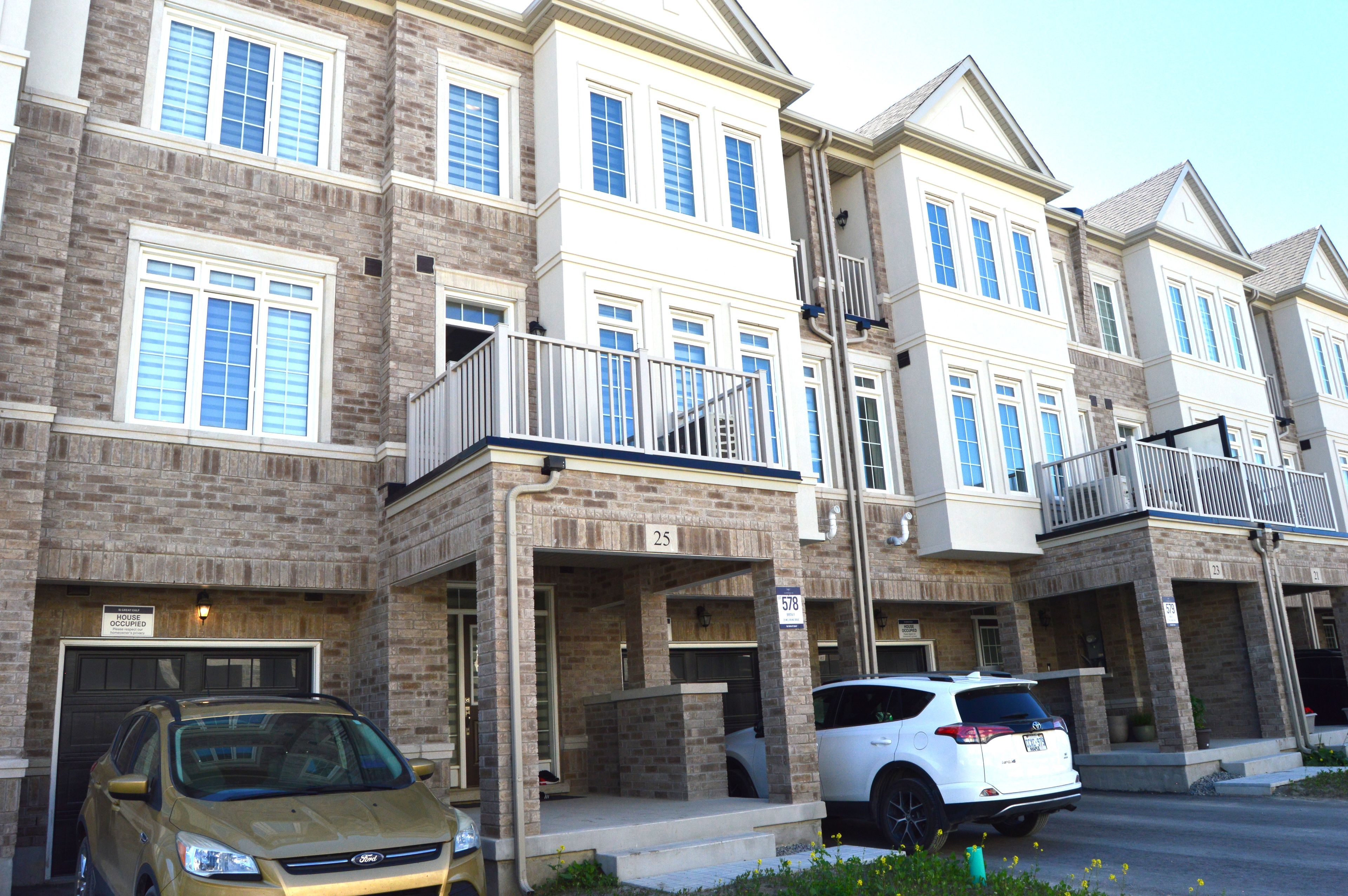 25 Mel Irving Drive, Bradford West Gwillimbury, On L0e 1n0