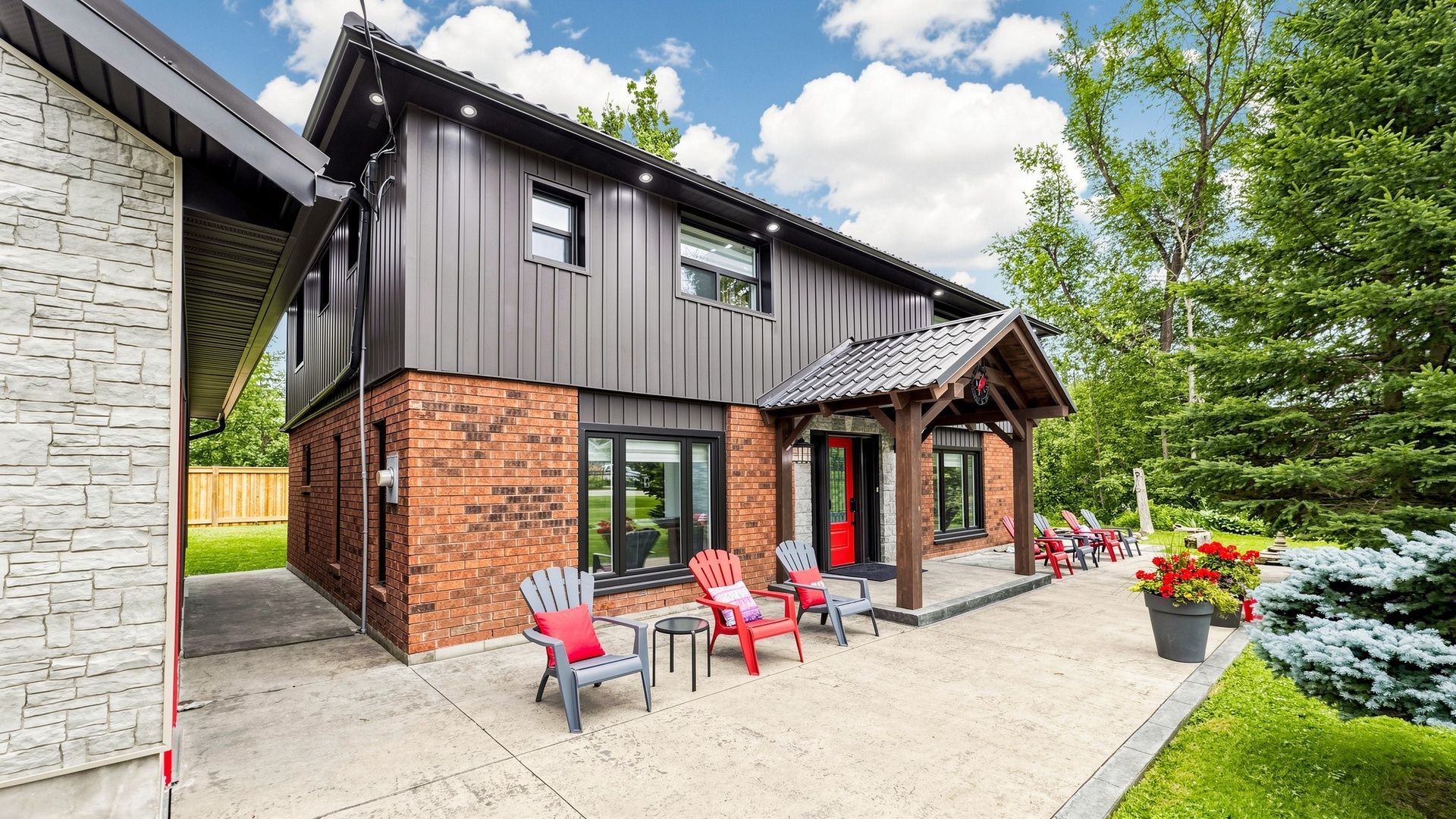 2739 Ireton Street E, Innisfil, On L9s 2j2