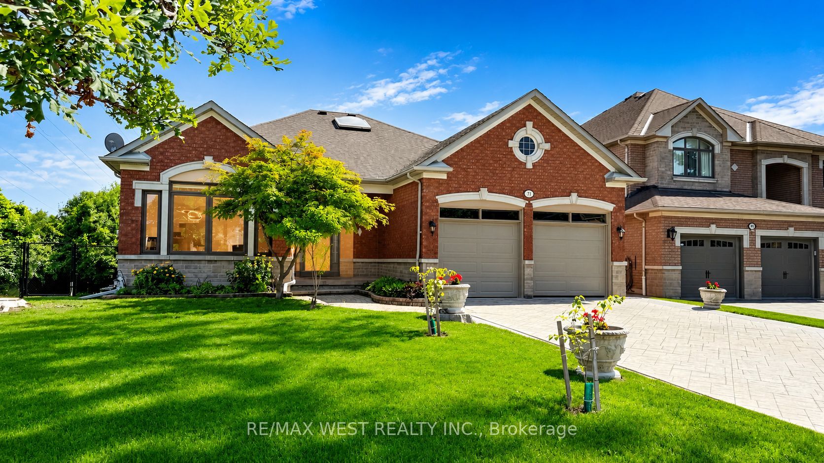 71 Gidleigh Park Crescent, Vaughan, On L4h 1j3