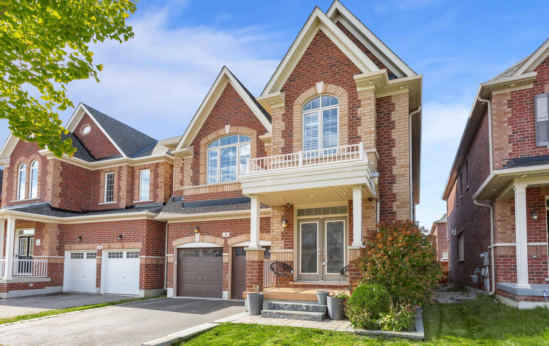 20 Nocturne Avenue, Vaughan, On L4h 4h9