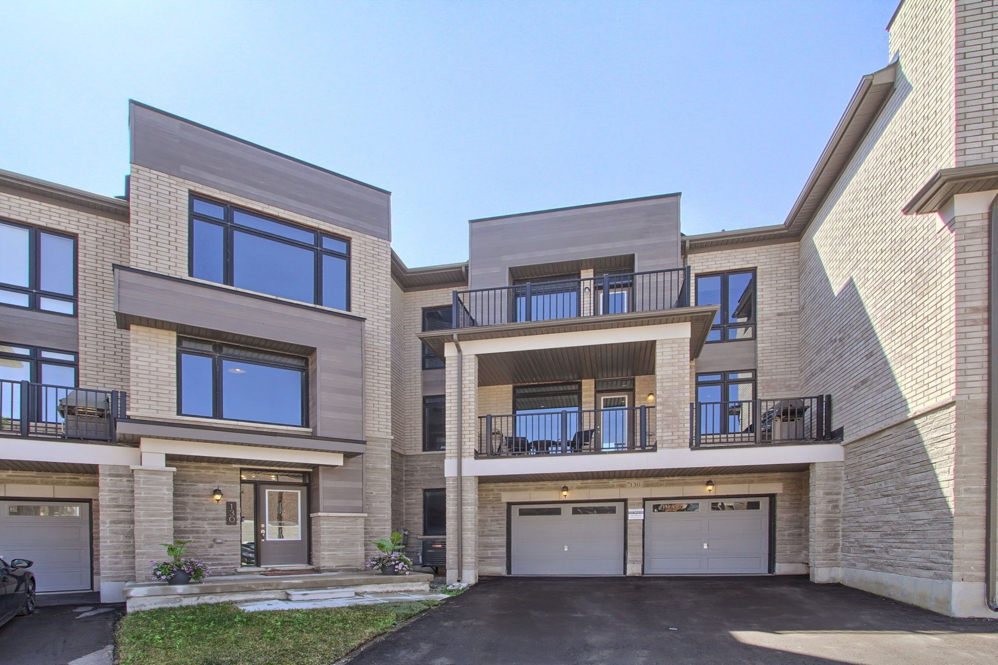 130 Blick Crescent, Aurora, On L4g 4a9