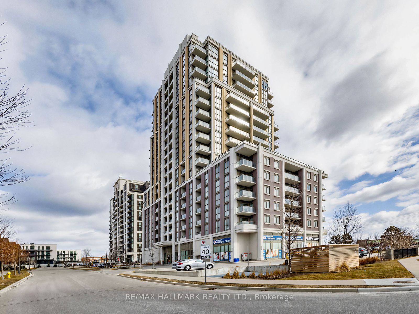 9560 Markham Road 1112, Markham, On L6e 0t9